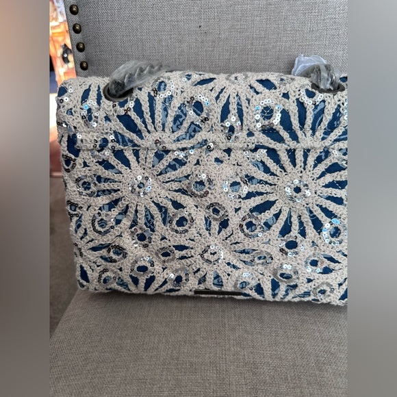 Kurt Geiger Blue & White Lace shoulder bag- with dust bag - Picture 4 of 16